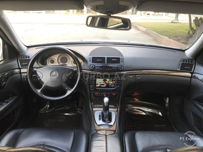 Mercedes E 320 2002, 223,000 km - 3.2 л - Bakı