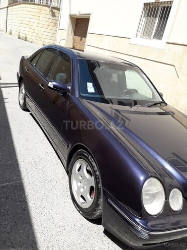 Mercedes E 270 1999, 459,000 km - 2.7 l - Bakı