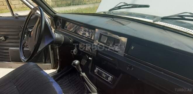 GAZ 24 1984, 170,000 km - 2.4 л - Bakı