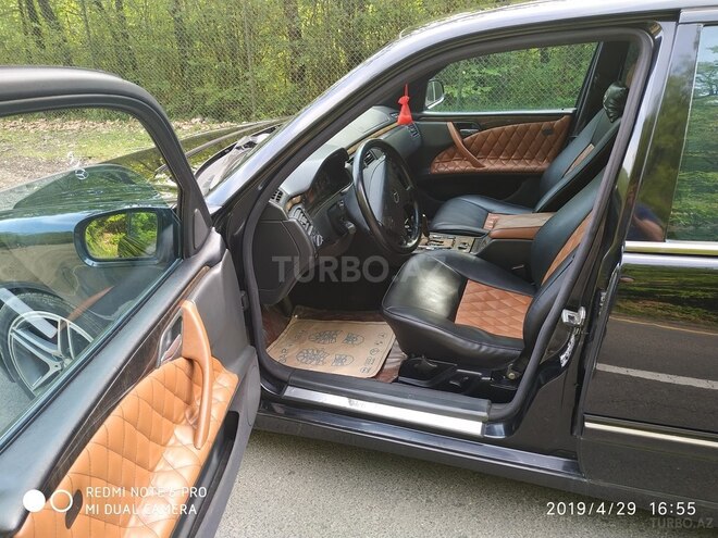 Mercedes E 240 2000, 277,800 km - 2.4 л - Lənkəran