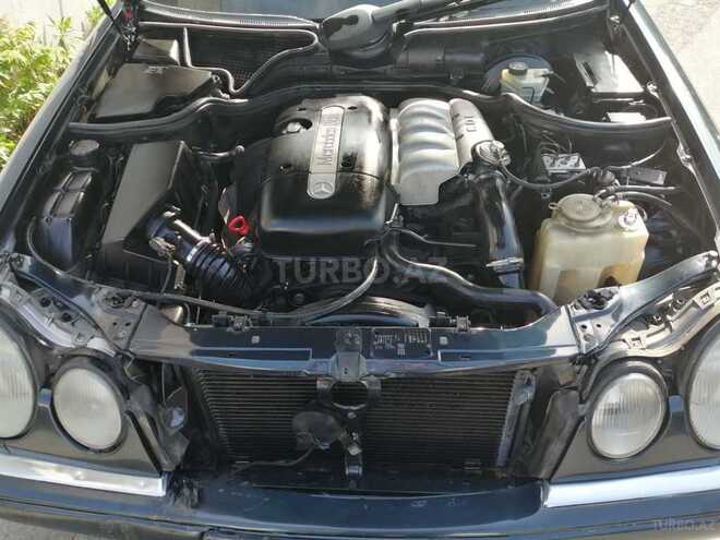 Mercedes E 220 1999, 390,682 km - 2.2 л - Bakı
