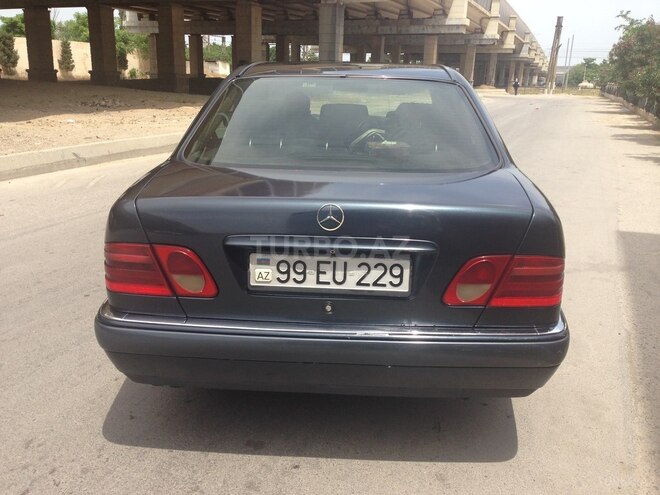 Mercedes E 220 1999, 390,682 km - 2.2 л - Bakı