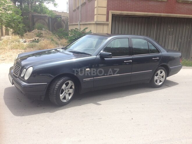Mercedes E 220 1999, 390,682 km - 2.2 л - Bakı
