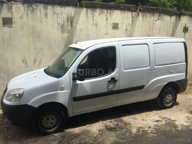 Fiat Doblo 2008, 287,000 km - 1.3 l - Bakı