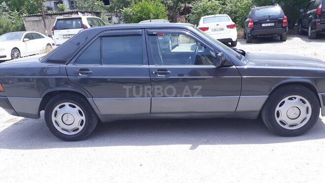 Mercedes 190 1991, 299,746 km - 1.8 l - Bakı