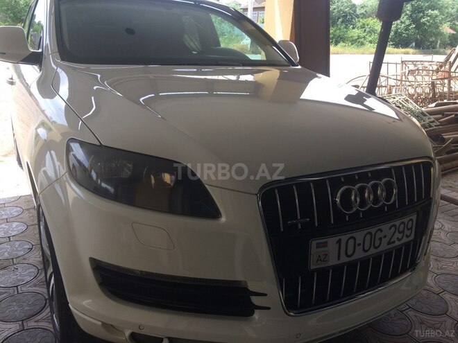 Audi Q7 2015, 254,000 km - 0.4 л - Masallı