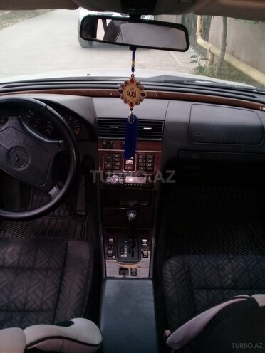 Mercedes C 200 1996, 282,222 km - 2.0 l - Bakı