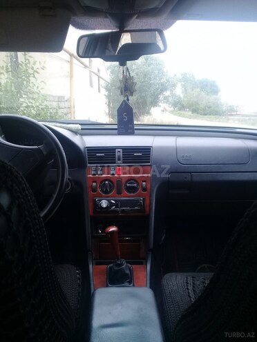 Mercedes C 200 1996, 282,222 km - 2.0 l - Bakı