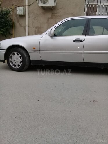 Mercedes C 200 1996, 282,222 km - 2.0 l - Bakı