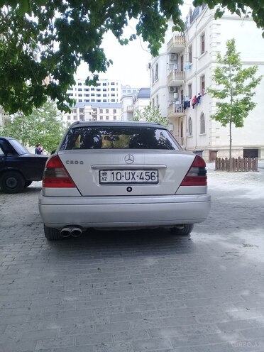 Mercedes C 200 1996, 282,222 km - 2.0 l - Bakı