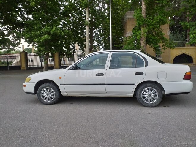 Toyota Corolla 1995, 285,000 km - 1.3 l - Mingəçevir