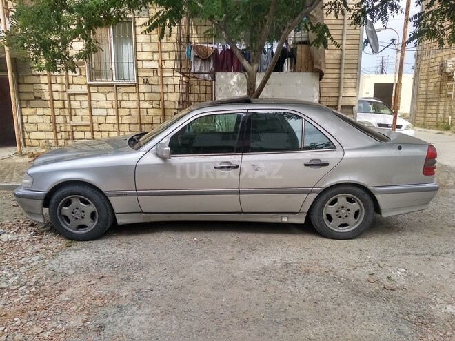 Mercedes C 220 1995, 570,000 km - 2.2 l - Bakı