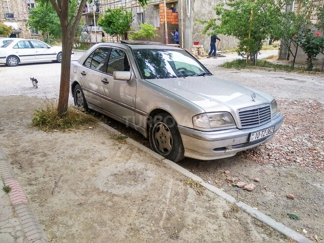 Mercedes C 220 1995, 570,000 km - 2.2 l - Bakı