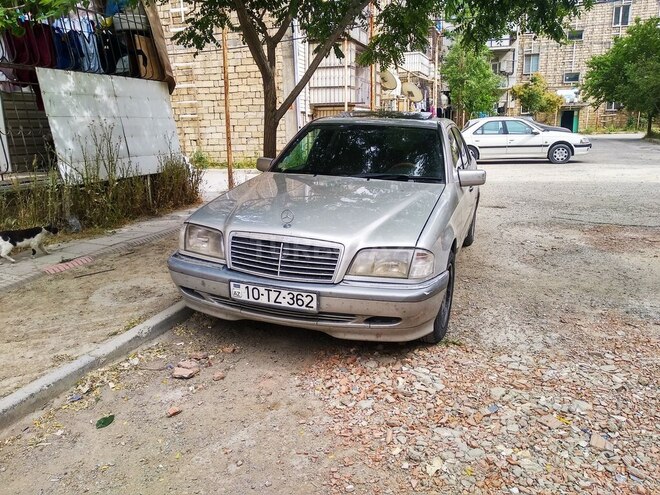 Mercedes C 220 1995, 570,000 km - 2.2 l - Bakı