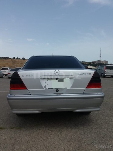 Mercedes C 230 1999, 163,300 km - 2.3 l - Sumqayıt
