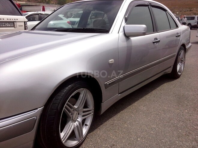 Mercedes E 230 1997, 360,000 km - 2.3 l - Bakı
