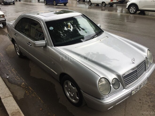 Mercedes E 200 1997, 275,689 km - 2.0 l - Şəmkir