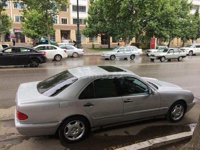 Mercedes E 200 1997, 275,689 km - 2.0 l - Şəmkir