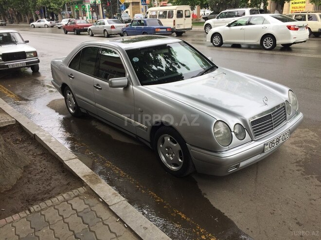 Mercedes E 200 1997, 275,689 km - 2.0 l - Şəmkir