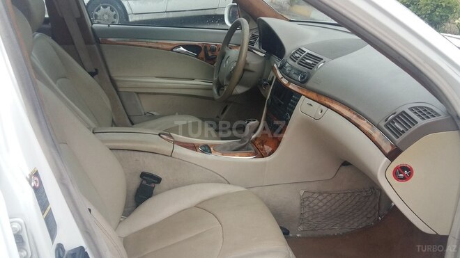 Mercedes E 200 2006, 399,000 km - 1.8 l - Bakı