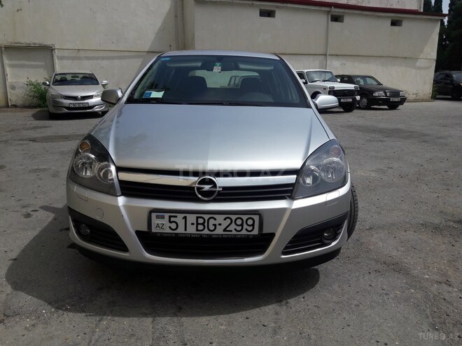 Opel Astra 2006, 163,000 km - 1.3 l - Bakı