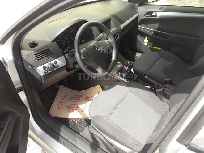 Opel Astra 2006, 163,000 km - 1.3 l - Bakı