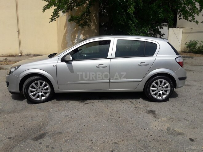 Opel Astra 2006, 163,000 km - 1.3 l - Bakı