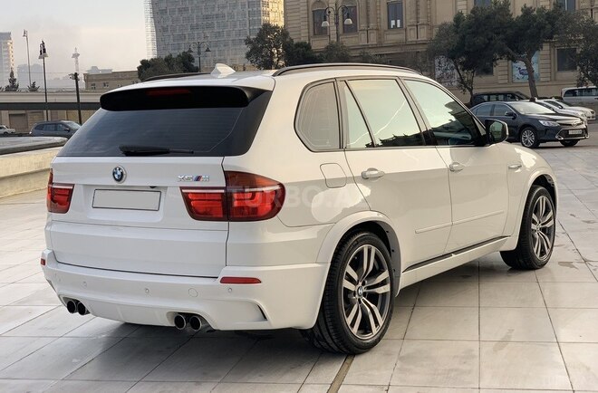 BMW X5 M 2010, 142,000 km - 4.4 л - Bakı