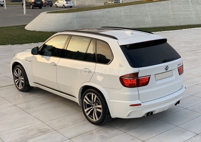 BMW X5 M 2010, 142,000 km - 4.4 л - Bakı