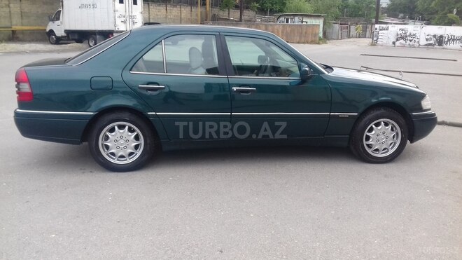 Mercedes C 180 1995, 270,000 km - 1.8 l - Bakı