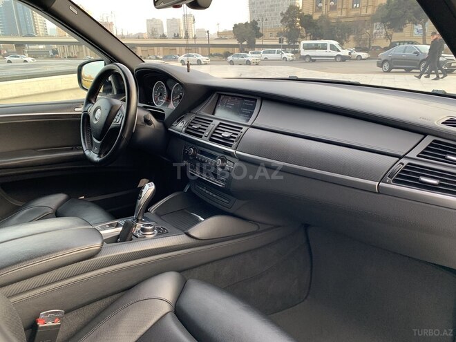 BMW X5 M 2010, 142,000 km - 4.4 л - Bakı