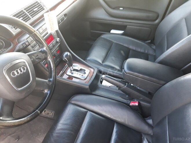 Audi A4 2007, 244,000 km - 2.0 l - Bakı