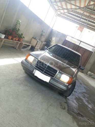 Mercedes E 200 1992, 285,000 km - 2.0 l - Bakı