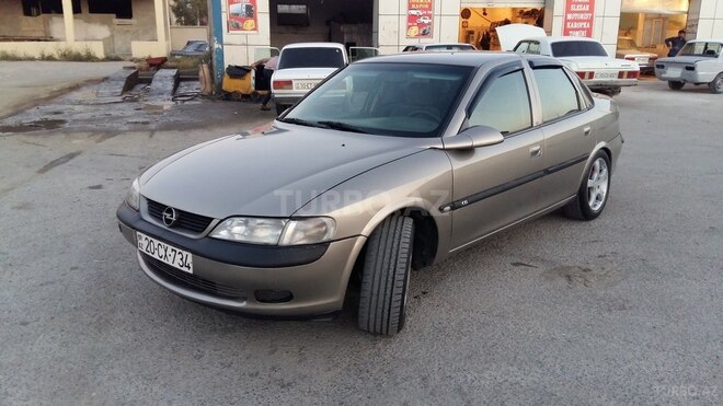 Opel Vectra 1996, 233,000 km - 1.8 л - Bakı