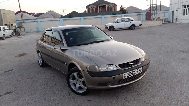 Opel Vectra 1996, 233,000 km - 1.8 л - Bakı
