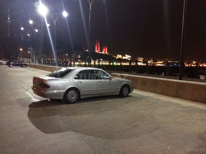 Mercedes E 200 2000, 250,000 km - 0.2 l - Bakı