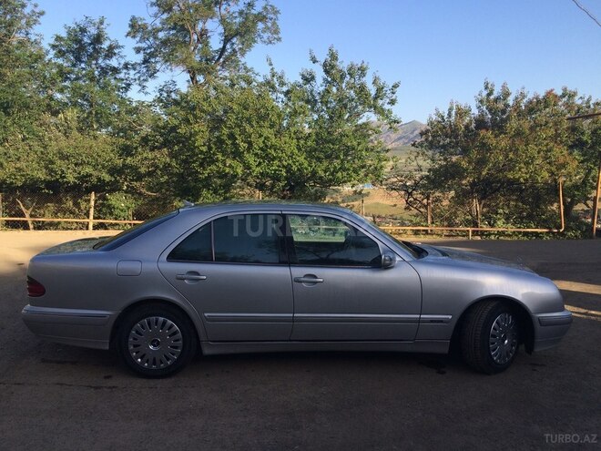 Mercedes E 200 2000, 250,000 km - 0.2 l - Bakı