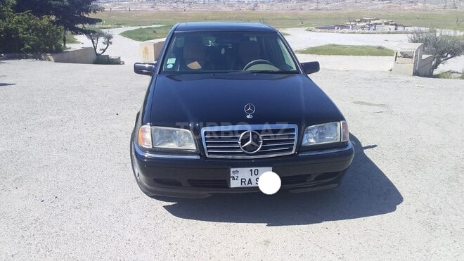 Mercedes C 230 1998, 298,000 km - 2.3 l - Bakı