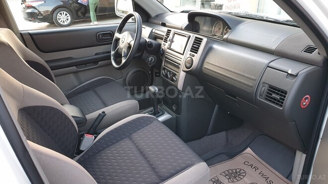 Nissan X-Trail 2011, 182,000 km - 2.5 l - Bakı