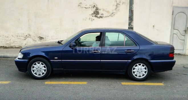 Mercedes C 220 1998, 290,000 km - 2.2 л - Bakı