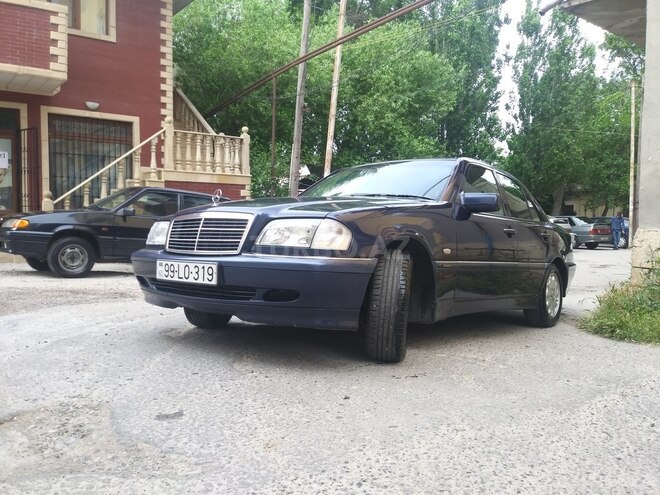 Mercedes C 220 1998, 290,000 km - 2.2 л - Bakı