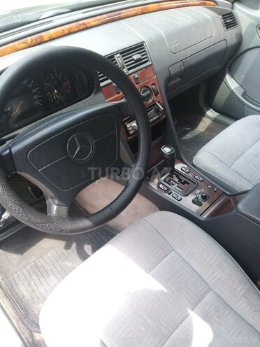 Mercedes C 220 1998, 290,000 km - 2.2 л - Bakı