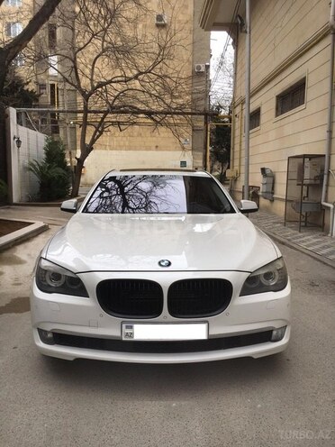 BMW 750 2011, 136,000 km - 4.4 l - Bakı