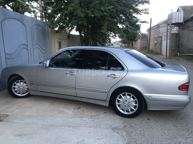 Mercedes E 240 2000, 219,000 km - 2.6 l - Şirvan