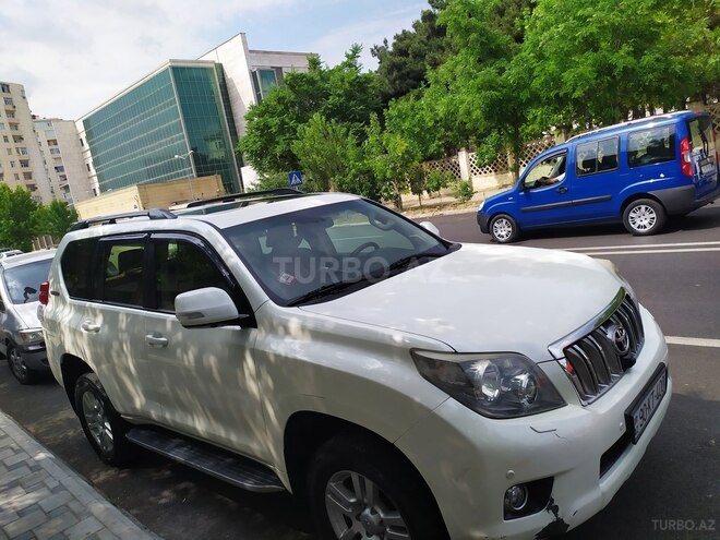 Toyota Prado 2011, 340,000 km - 4.0 l - Bakı