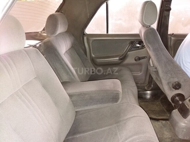 GAZ 3102 2000, 333,104 km - 2.3 l - Salyan