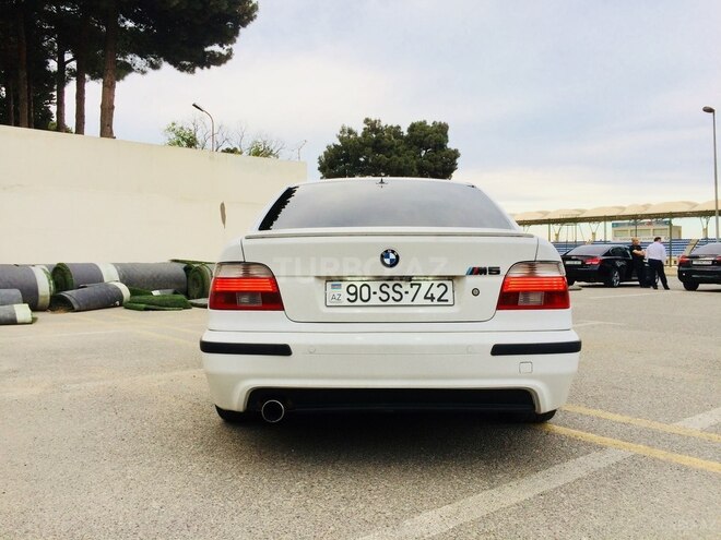 BMW 525 2001, 301,000 km - 2.5 l - Bakı