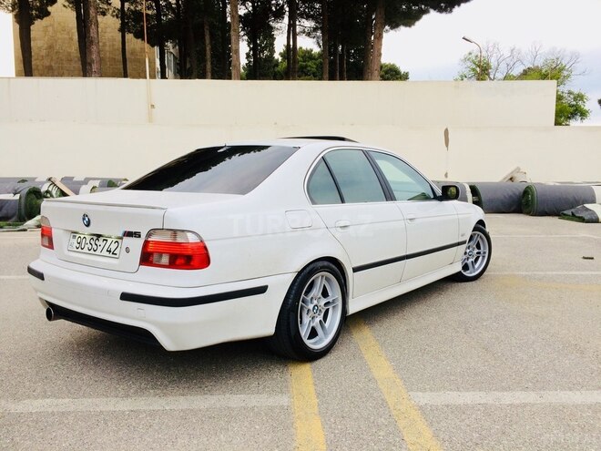 BMW 525 2001, 301,000 km - 2.5 l - Bakı