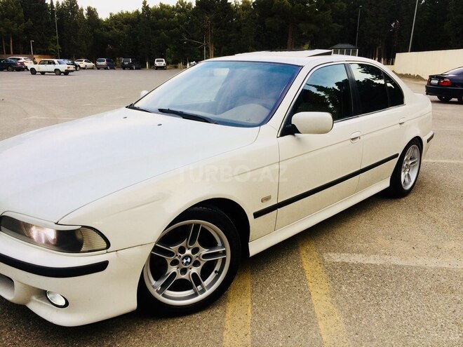BMW 525 2001, 301,000 km - 2.5 l - Bakı