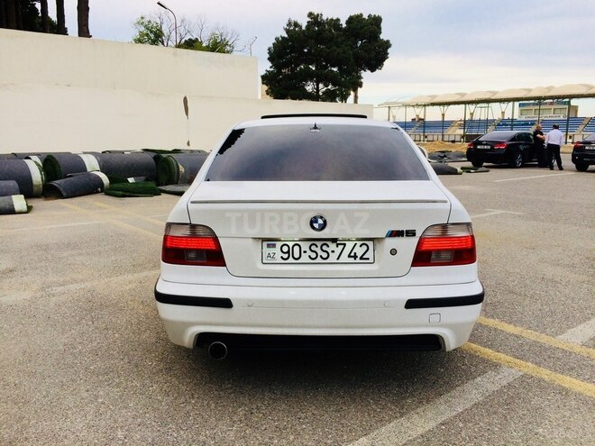 BMW 525 2001, 301,000 km - 2.5 l - Bakı